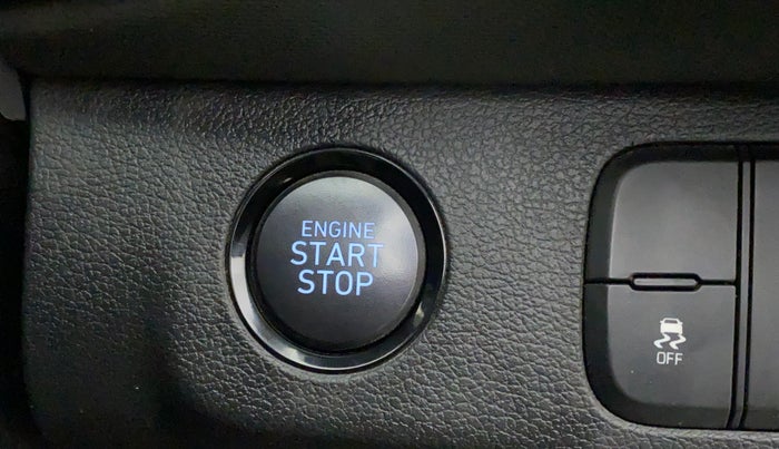2019 Hyundai VENUE SX 1.0 (O) TURBO, Petrol, Manual, 27,024 km, Keyless Start/ Stop Button