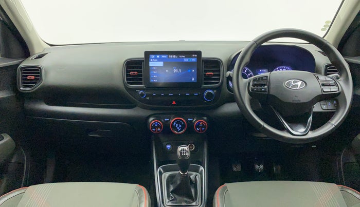 2019 Hyundai VENUE SX 1.0 (O) TURBO, Petrol, Manual, 27,024 km, Dashboard