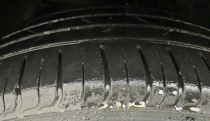 2019 Hyundai VENUE SX 1.0 (O) TURBO, Petrol, Manual, 27,024 km, Left Front Tyre Tread