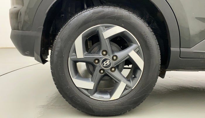 2019 Hyundai VENUE SX 1.0 (O) TURBO, Petrol, Manual, 27,024 km, Right Rear Wheel
