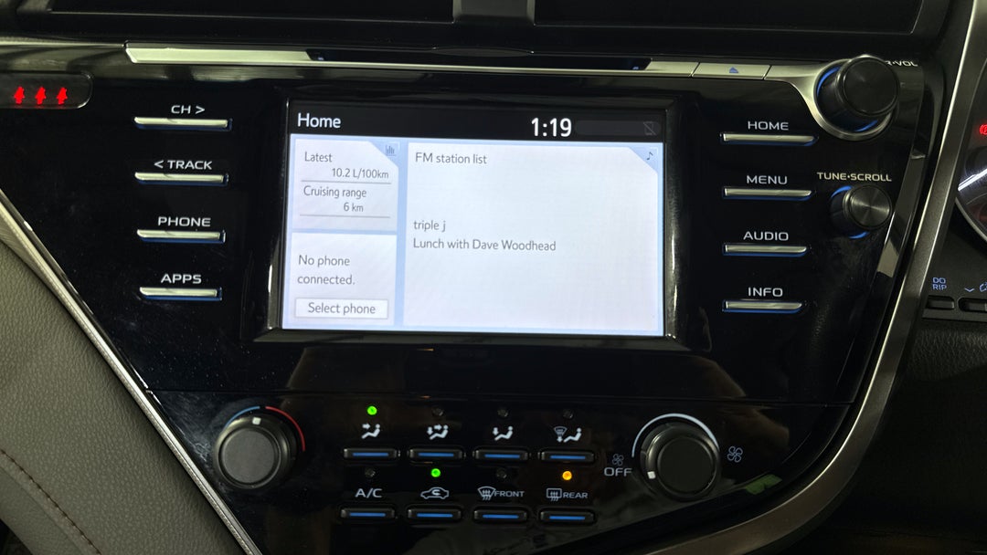 2019 Toyota Camry Ascent, Automatic, 85415 km, Infotainment System