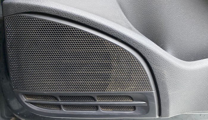 2017 Volkswagen Ameo HIGHLINE1.5L, Diesel, Manual, 1,07,294 km, Speaker