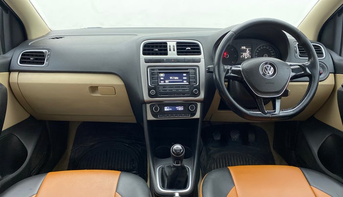 2017 Volkswagen Ameo HIGHLINE1.5L, Diesel, Manual, 1,07,294 km, Dashboard