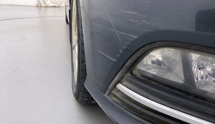 2017 Volkswagen Ameo HIGHLINE1.5L, Diesel, Manual, 1,07,294 km, Front bumper - Minor scratches