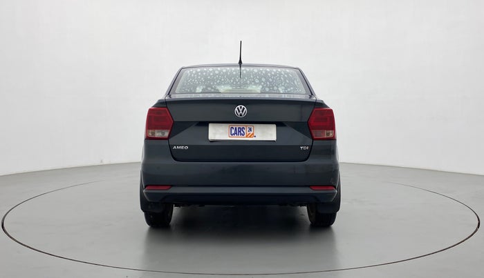 2017 Volkswagen Ameo HIGHLINE1.5L, Diesel, Manual, 1,07,294 km, Back/Rear