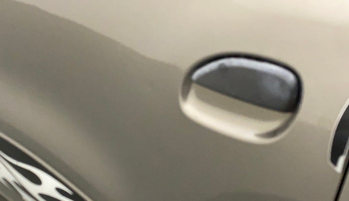 2016 Renault Kwid RXT 0.8 (O), Petrol, Manual, 35,288 km, Rear left door - Slightly dented