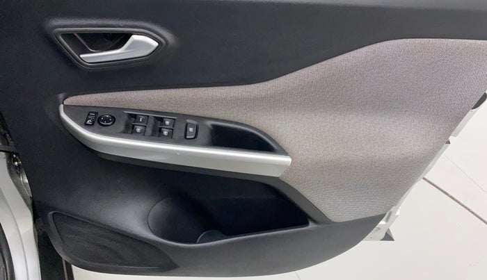 2021 Nissan MAGNITE XL, Petrol, Manual, 20,921 km, Driver Side Door Panels Control