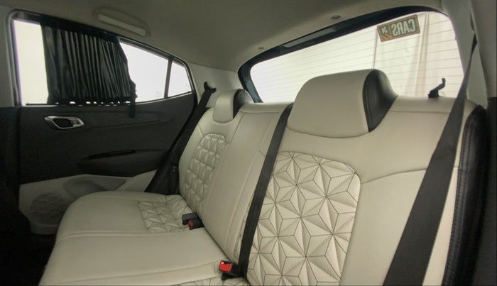 2020 Hyundai GRAND I10 NIOS SPORTZ 1.2 KAPPA VTVT CNG, CNG, Manual, 55,765 km, Right Side Rear Door Cabin