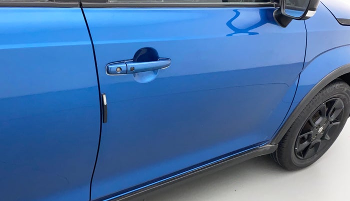2017 Maruti IGNIS ZETA 1.2, Petrol, Manual, 23,650 km, Driver-side door - Paint has faded