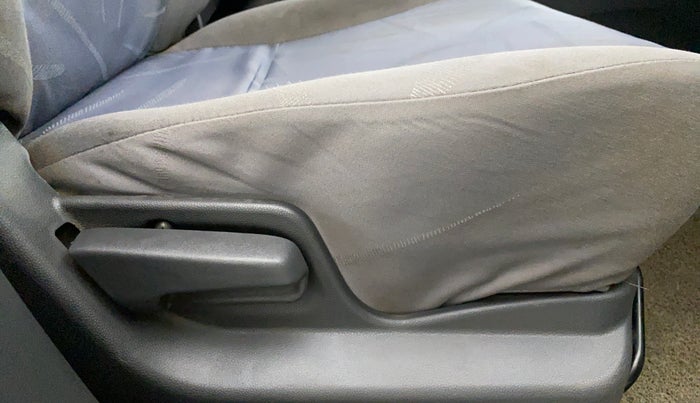2011 Maruti Ritz VDI, Diesel, Manual, 80,428 km, Driver Side Adjustment Panel