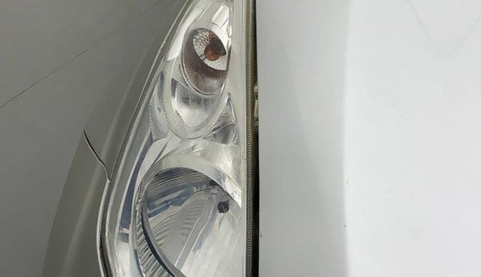 2011 Maruti Ritz VDI, Diesel, Manual, 80,428 km, Right headlight - Minor scratches