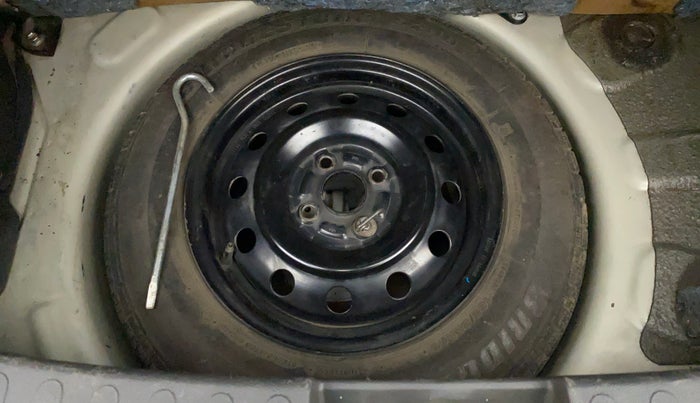 2011 Maruti Ritz VDI, Diesel, Manual, 80,428 km, Spare Tyre