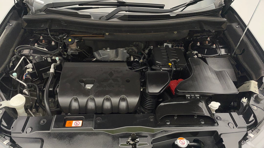 Open Bonnet (Engine)