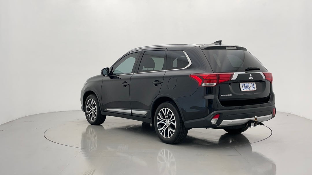 Left Back Diagonal (45- Degree) View