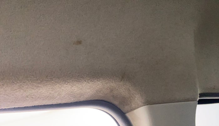 2019 Maruti Swift VXI, Petrol, Manual, 38,163 km, Ceiling - Roof lining is slightly discolored