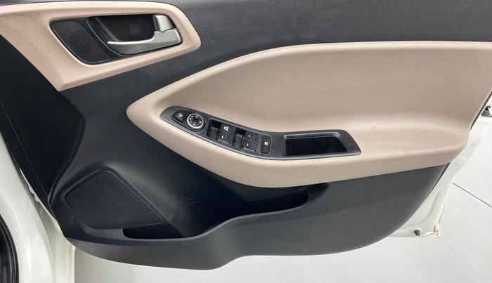 2017 Hyundai Elite i20 ASTA 1.2, Petrol, Manual, 36,363 km, Driver Side Door Panels Control