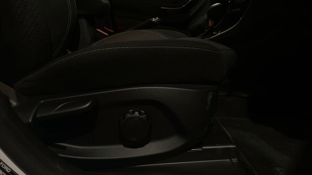 2022 Ford Puma Puma, Automatic, 16699 km, Drivers Side Adjustment Panel