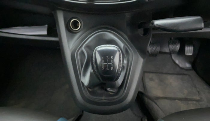 2018 Datsun Go Plus T, Petrol, Manual, 24,484 km, Gear Lever