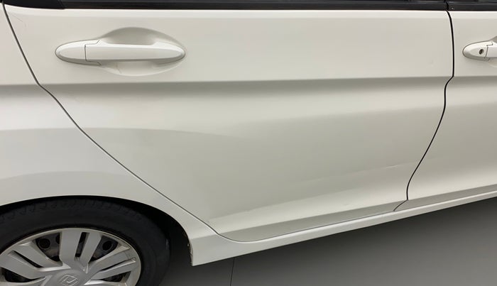2014 Honda City 1.5L I-VTEC SV, CNG, Manual, 1,22,850 km, Right rear door - Minor scratches