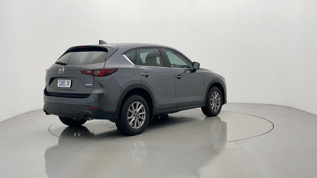 Right Back Diagonal (45- Degree) View