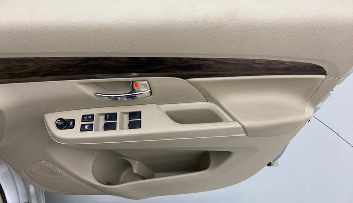 2020 Maruti Ertiga ZXI SHVS, Petrol, Manual, 17,115 km, Driver Side Door Panels Control