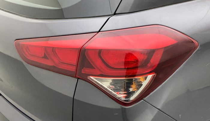 2017 Hyundai Elite i20 MAGNA EXECUTIVE 1.2, Petrol, Manual, 25,846 km, Right tail light - Minor scratches