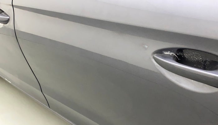 2017 Hyundai Elite i20 MAGNA EXECUTIVE 1.2, Petrol, Manual, 25,846 km, Rear left door - Slightly dented