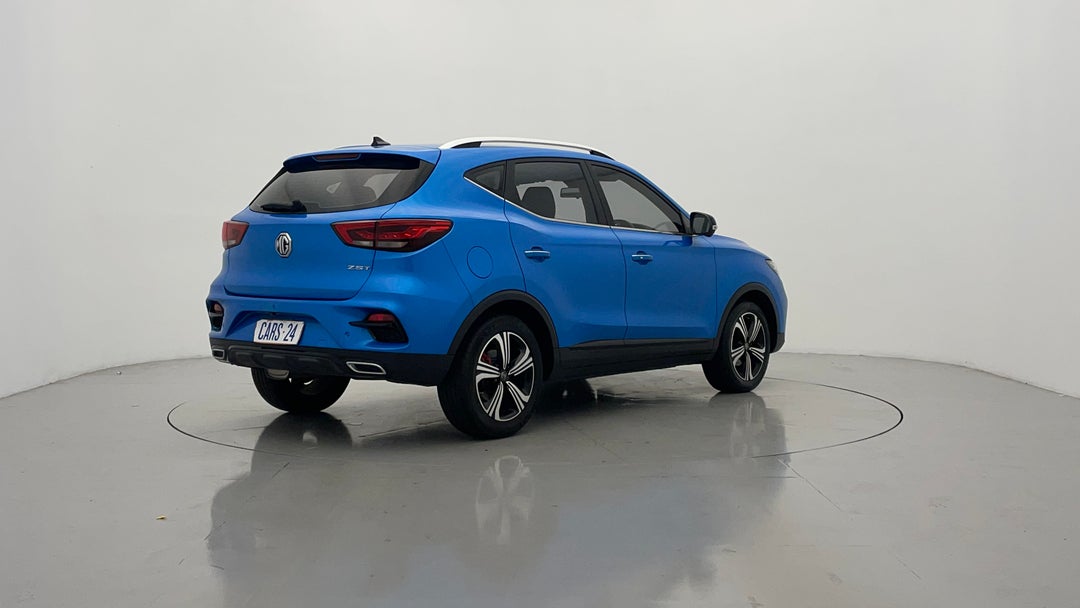 Right Back Diagonal (45- Degree) View