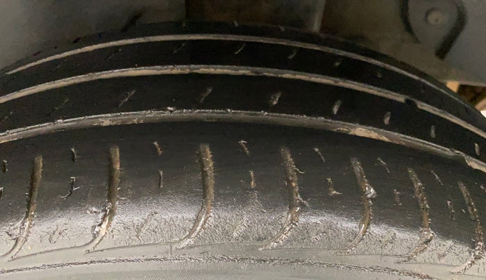 2020 KIA SELTOS HTE 1.5 DIESEL, Diesel, Manual, 74,280 km, Left Rear Tyre Tread