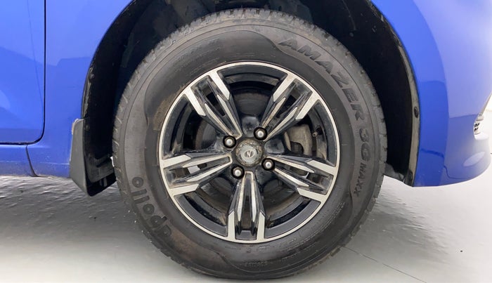 2015 Hyundai Elite i20 MAGNA 1.2, Petrol, Manual, 8,052 km, Right Front Wheel