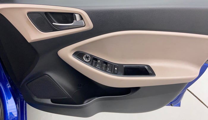 2015 Hyundai Elite i20 MAGNA 1.2, Petrol, Manual, 8,052 km, Driver Side Door Panels Control