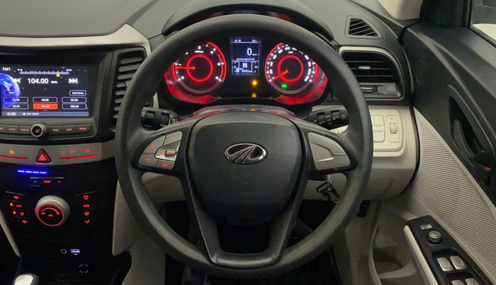 2021 Mahindra XUV300 W6 1.5 DIESEL AMT, Diesel, Automatic, 38,402 km, Steering Wheel Close Up