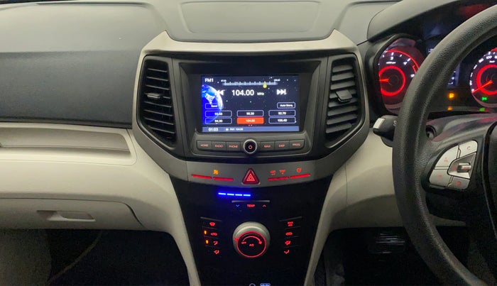 2021 Mahindra XUV300 W6 1.5 DIESEL AMT, Diesel, Automatic, 38,402 km, Air Conditioner