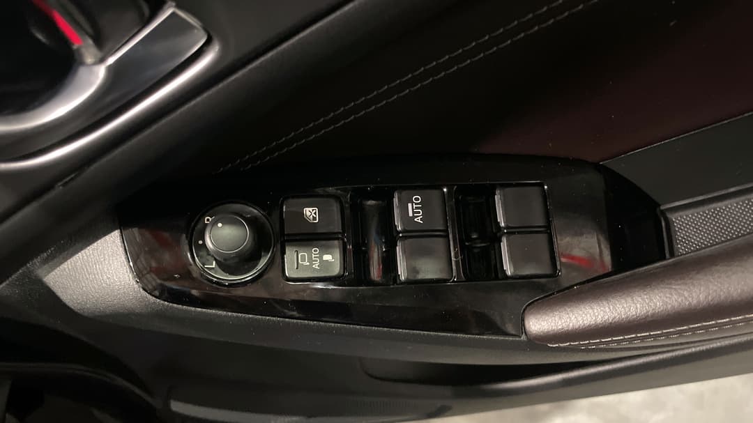 2019 Mazda Mazda3 Sp25 Gt (5yr), Automatic, 50905 km, Drivers Side Door Panel Controls