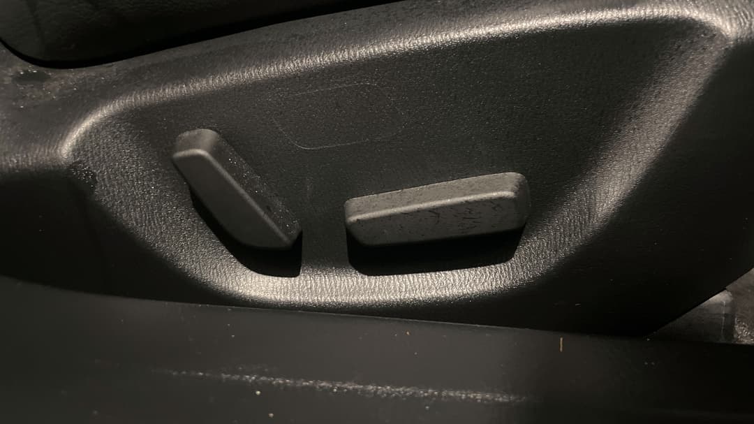 2019 Mazda Mazda3 Sp25 Gt (5yr), Automatic, 50905 km, Drivers Side Adjustment Panel