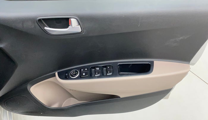 2018 Hyundai Grand i10 SPORTZ 1.2 KAPPA VTVT, Petrol, Manual, 45,554 km, Driver Side Door Panels Control
