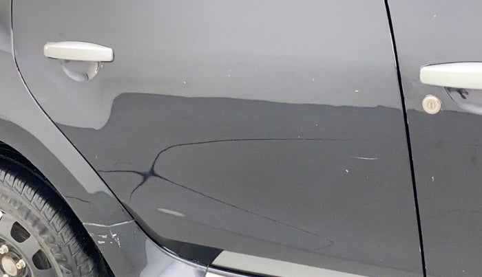 2015 Nissan Terrano XL (P), Petrol, Manual, 39,634 km, Right rear door - Minor scratches
