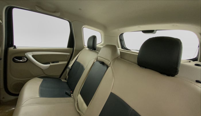 2015 Nissan Terrano XL (P), Petrol, Manual, 39,634 km, Right Side Rear Door Cabin