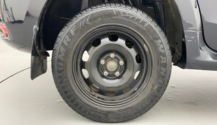2015 Nissan Terrano XL (P), Petrol, Manual, 39,634 km, Right Rear Wheel