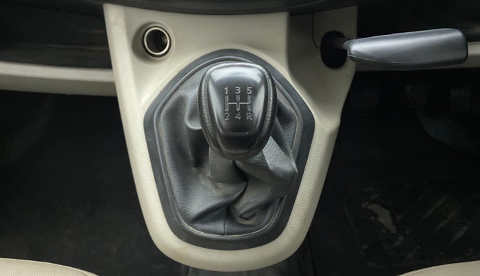 2017 Datsun Go T, Petrol, Manual, 41,071 km, Gear Lever