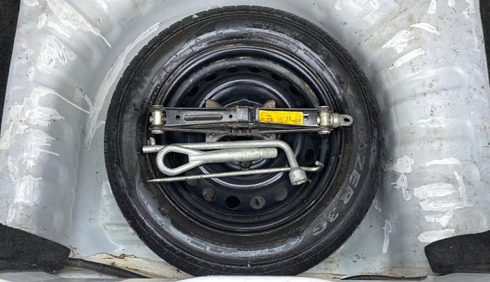 2017 Datsun Go T, Petrol, Manual, 41,071 km, Spare Tyre