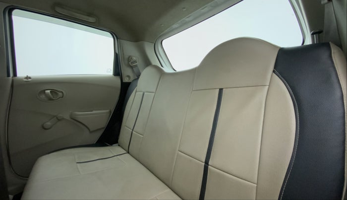 2017 Datsun Go T, Petrol, Manual, 41,071 km, Right Side Rear Door Cabin