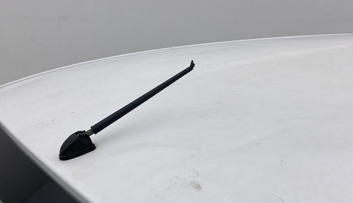 2017 Datsun Go T, Petrol, Manual, 41,071 km, Roof - Antenna has minor damage