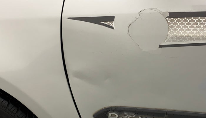 2014 Maruti Swift Dzire VXI, Petrol, Manual, 88,769 km, Front passenger door - Slightly dented