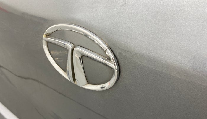 2018 Tata Tiago XZ PETROL, Petrol, Manual, 82,228 km, Dicky (Boot door) - Minor scratches