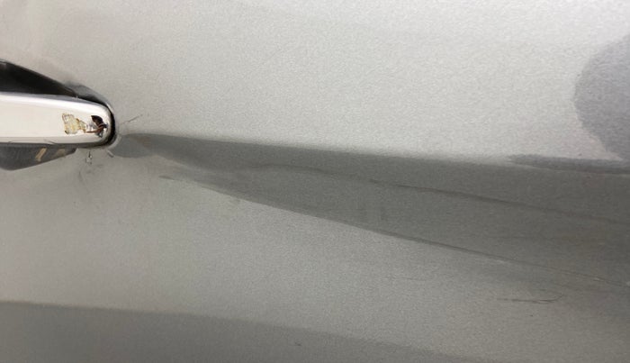 2018 Tata Tiago XZ PETROL, Petrol, Manual, 82,228 km, Right rear door - Minor scratches