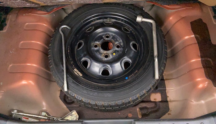 2015 Maruti Alto K10 VXI P, Petrol, Manual, 31,229 km, Spare Tyre