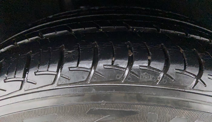 2018 Maruti Baleno DELTA 1.2 K12, Petrol, Manual, 26,387 km, Right Rear Tyre Tread