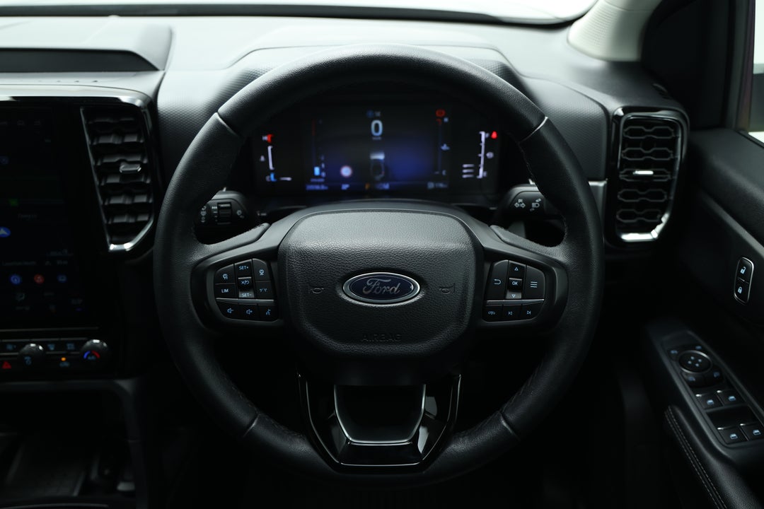 2024 Ford Ranger Sport 2.0 (4x4), Automatic, 20556 km, Steering Wheel Close-up
