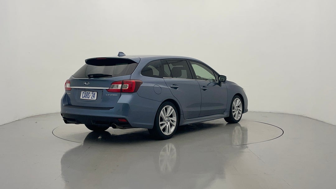 Right Back Diagonal (45- Degree) View